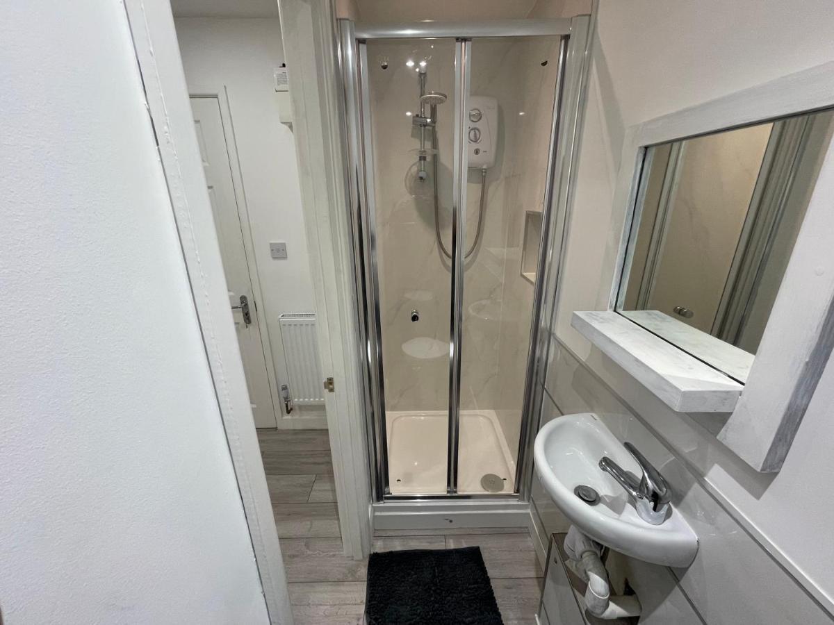 Guest Room-Studio, Woolwich 伦敦 外观 照片